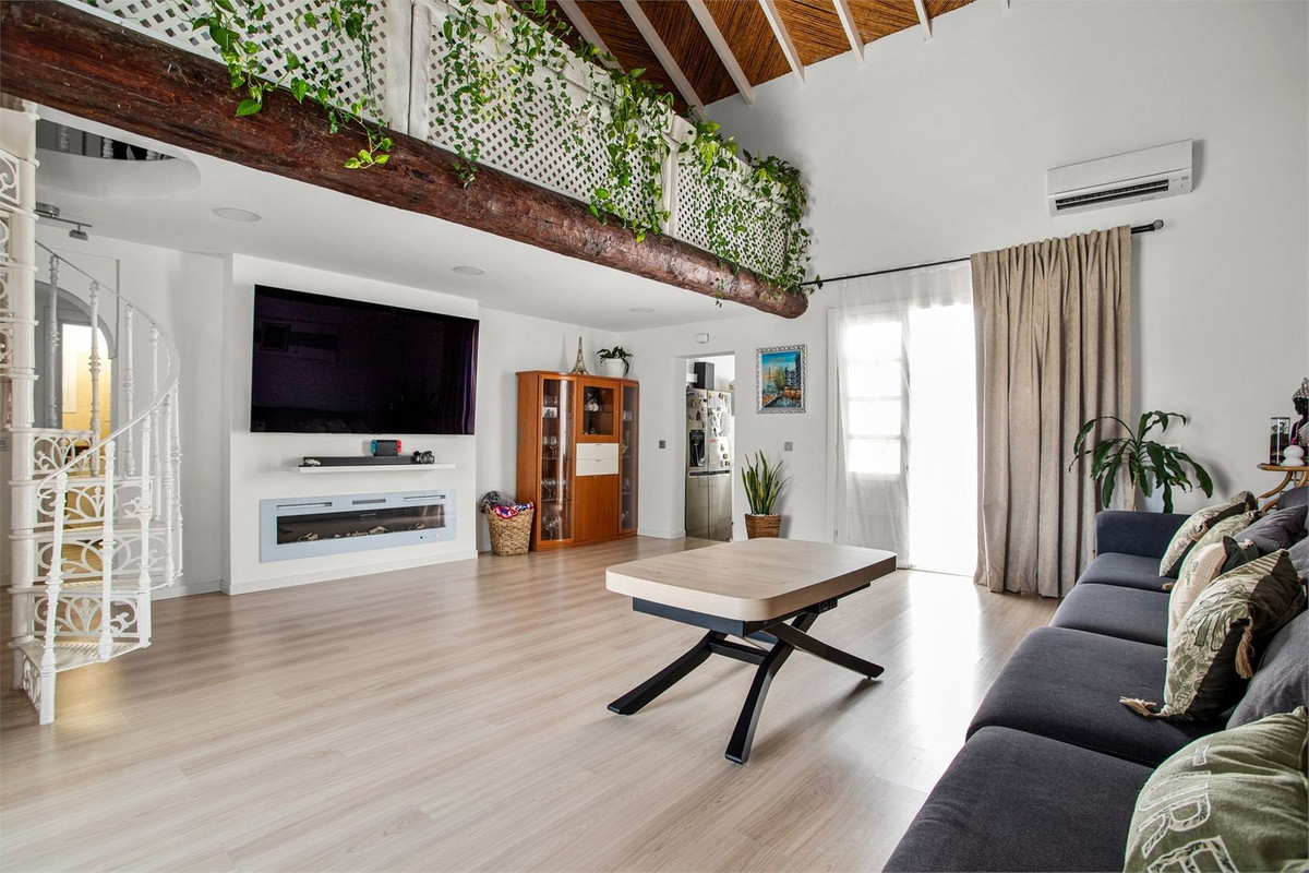 89da4d78918ec6d40ceda7b50429b8dd - 15