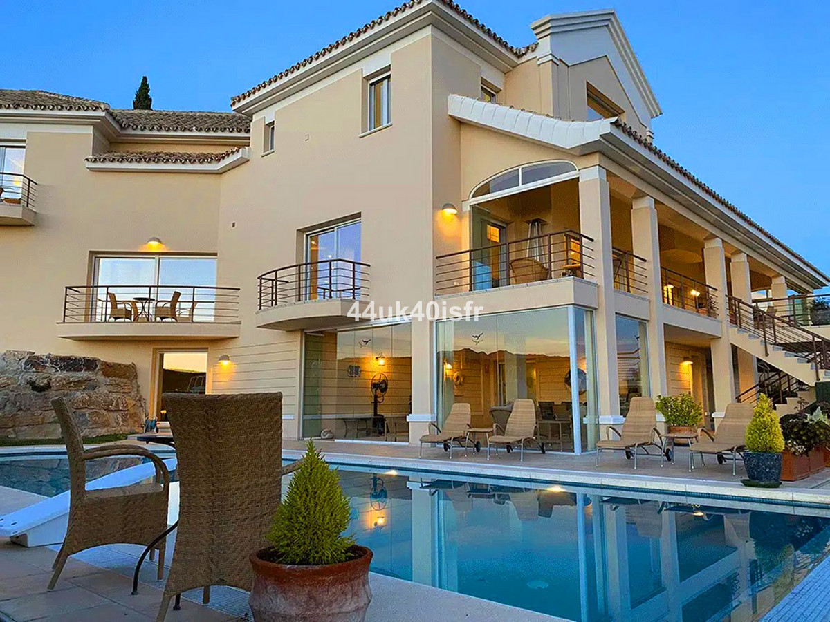 89f7f7d5118399915a9558a53b772c7d - 13