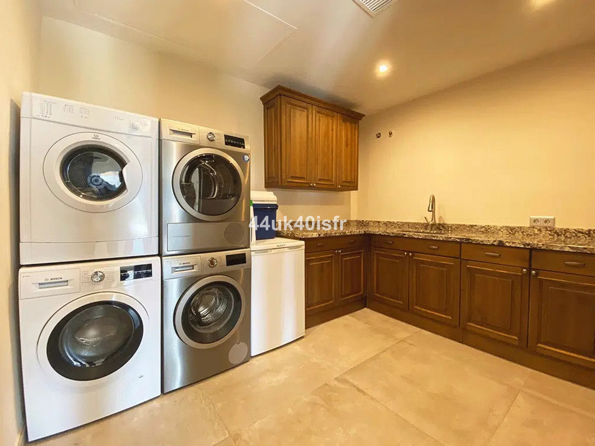 89f7f7d5118399915a9558a53b772c7d - 25