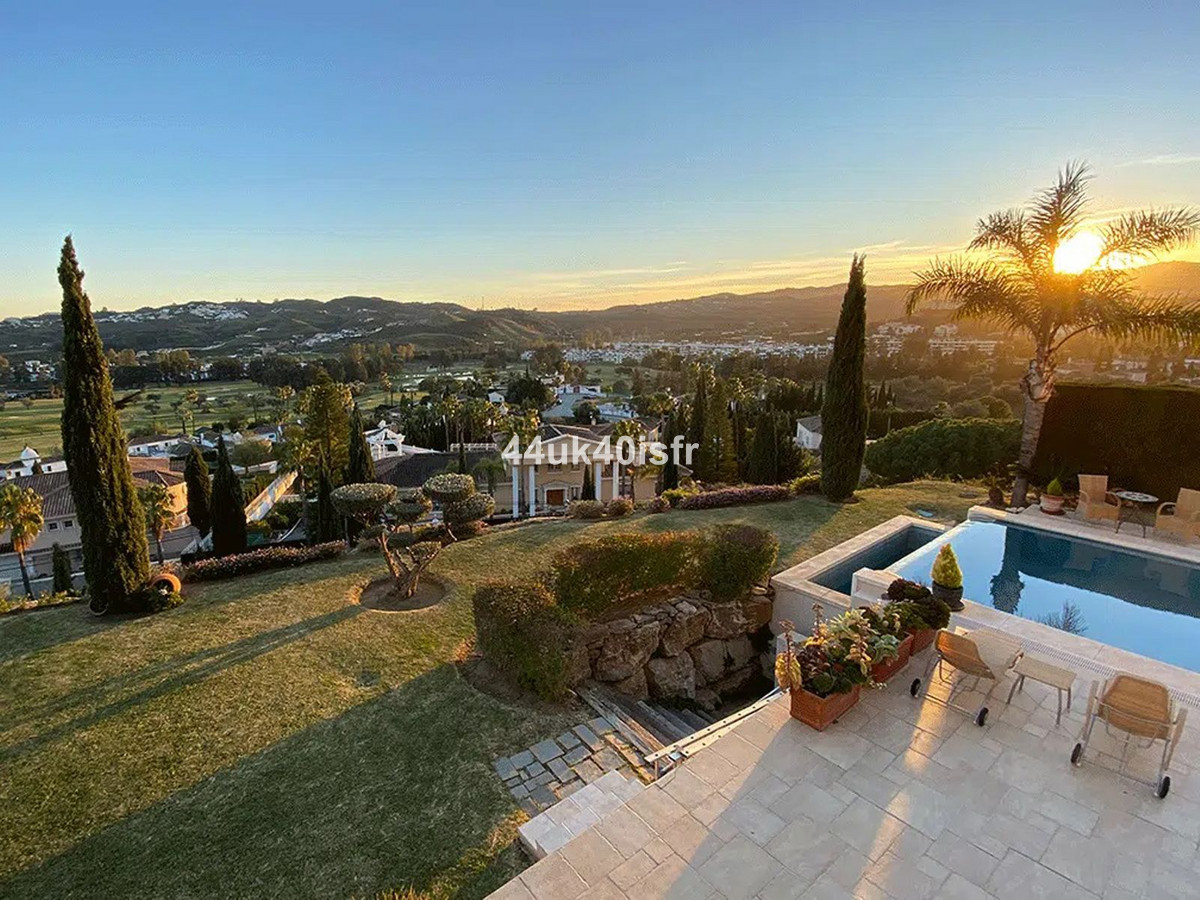 89f7f7d5118399915a9558a53b772c7d - 26