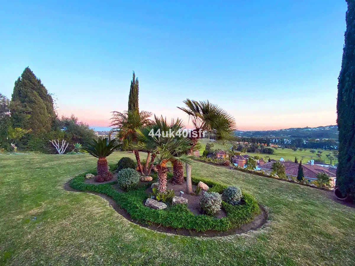 89f7f7d5118399915a9558a53b772c7d - 27