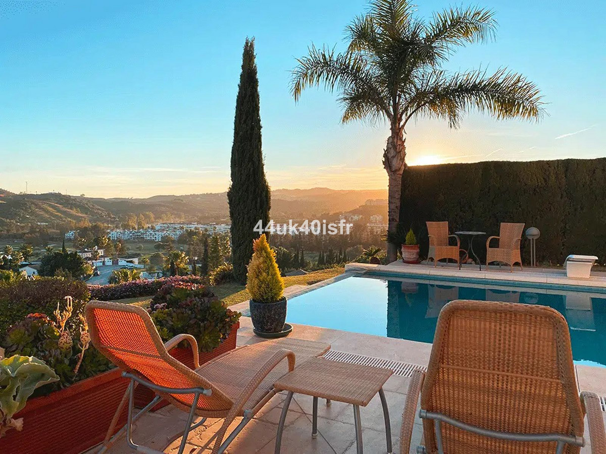 89f7f7d5118399915a9558a53b772c7d - 9