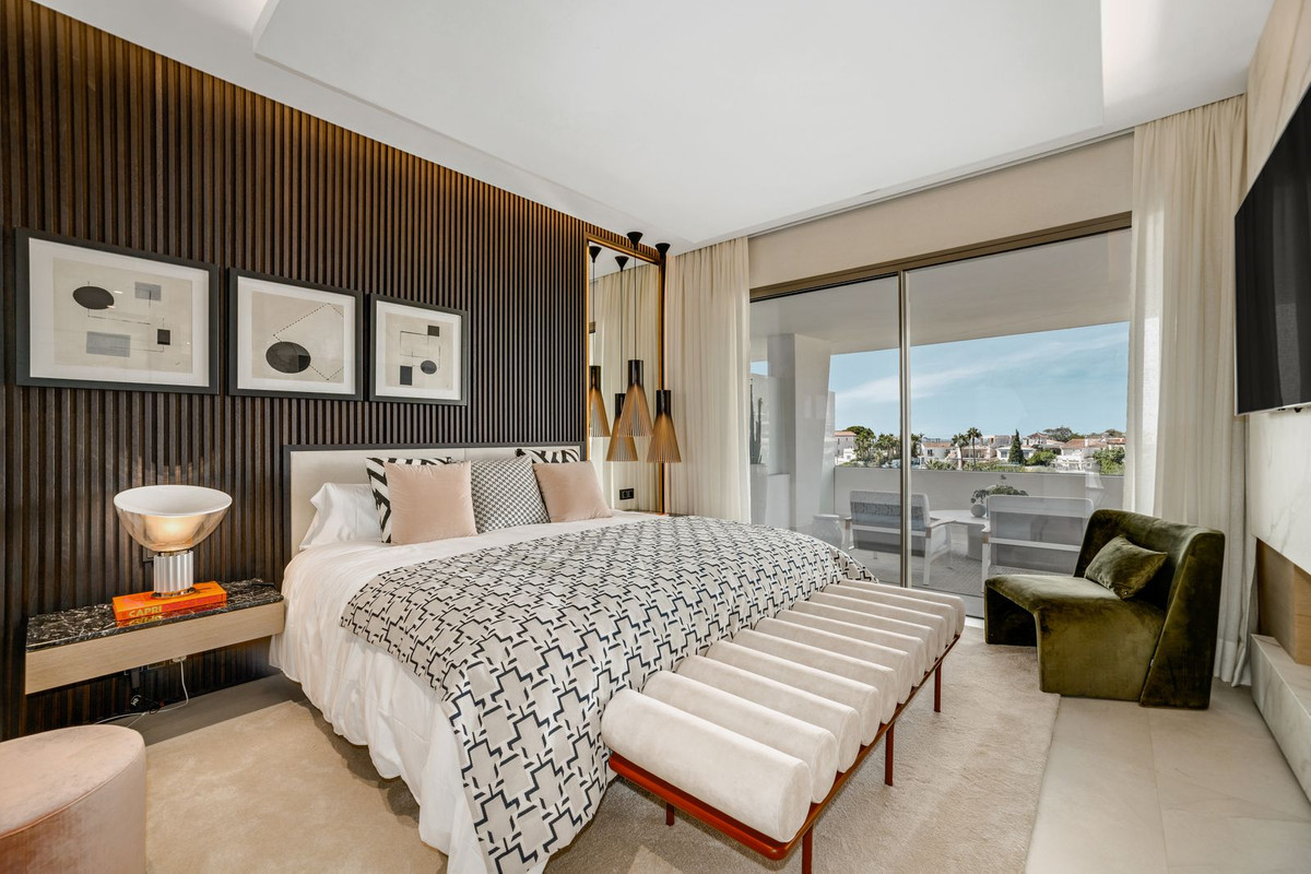 8ad4014bb96e61bc5d19ec665d40cca8 - 17