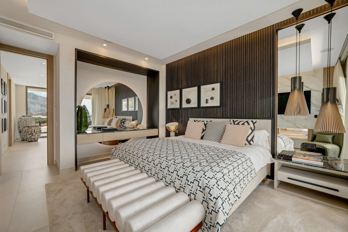 8ad4014bb96e61bc5d19ec665d40cca8 - 18