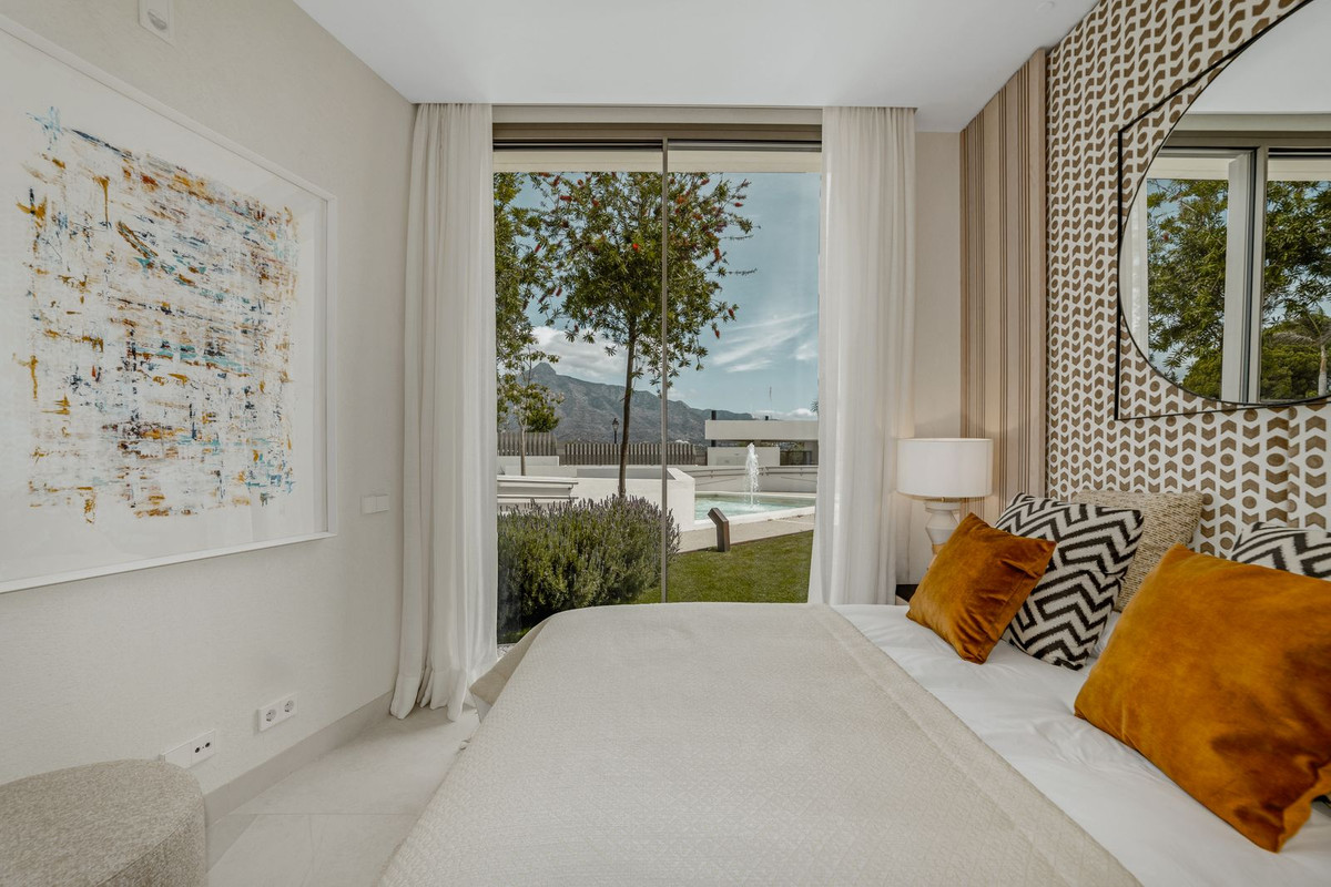 8ad4014bb96e61bc5d19ec665d40cca8 - 23