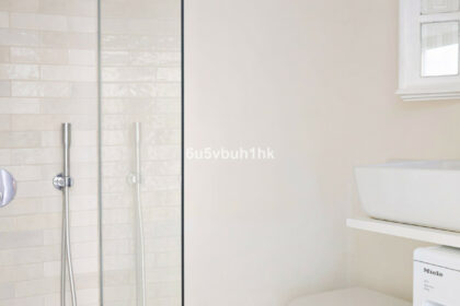 8af6be140a37d815025ec7d4c2a62c83 - 9