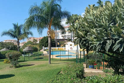 8b1315f40c26e23a384c32d7157a2fe6 - 1