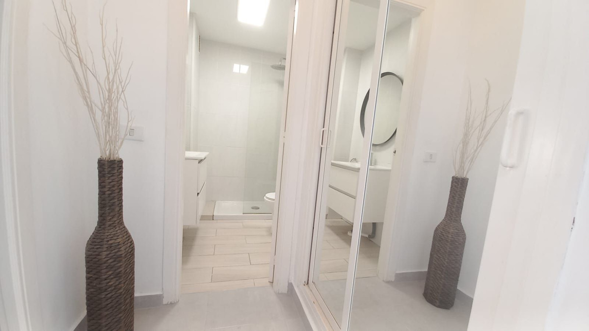 8b1315f40c26e23a384c32d7157a2fe6 - 18