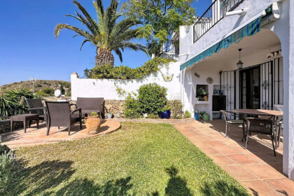 8b214d3453a27868ee7db5ebf4a6c8e4 - 2