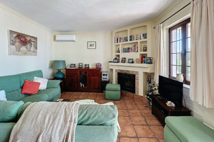 8b214d3453a27868ee7db5ebf4a6c8e4 - 8