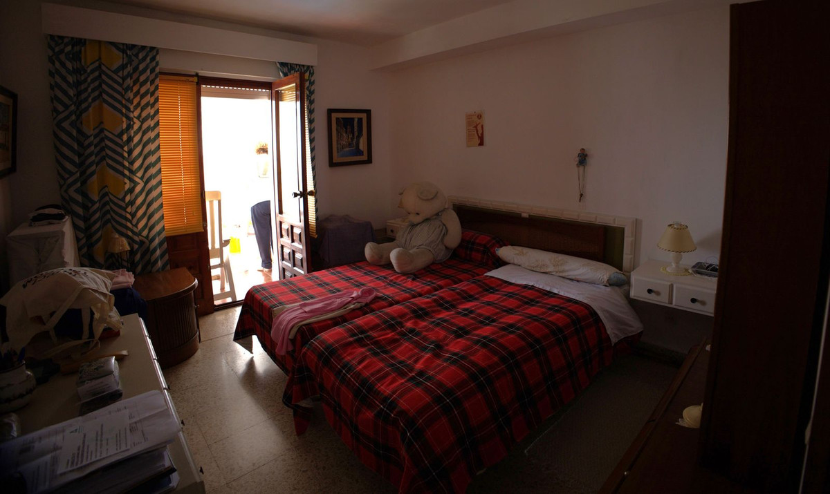 8b2e6da315a62b2a2d472b22e4bff6ff - 14