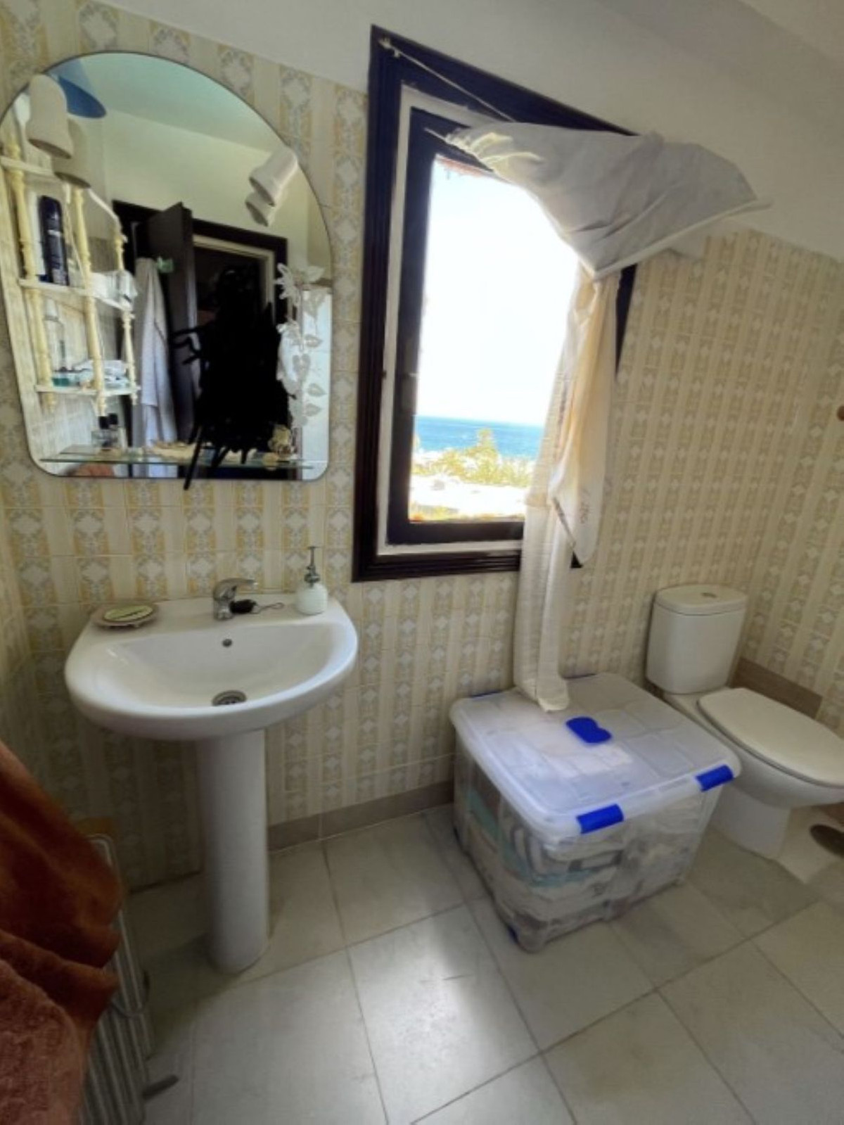 8b2e6da315a62b2a2d472b22e4bff6ff - 17