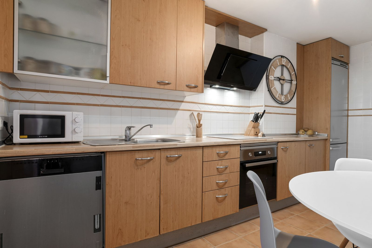 8b645b69962d128831f1559c18f49f9a - 11