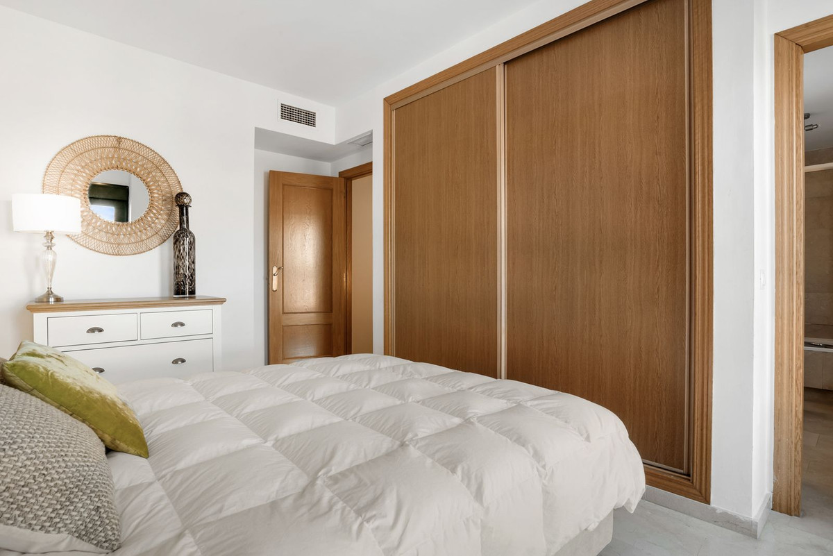 8b645b69962d128831f1559c18f49f9a - 13