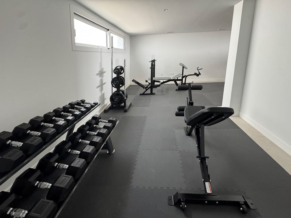 8b99ab64eada2ab35d29a8a9e2d7d298 - 30