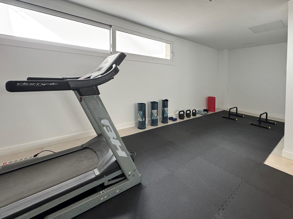 8b99ab64eada2ab35d29a8a9e2d7d298 - 31