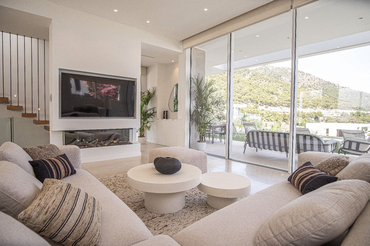 8b99ab64eada2ab35d29a8a9e2d7d298 - 5