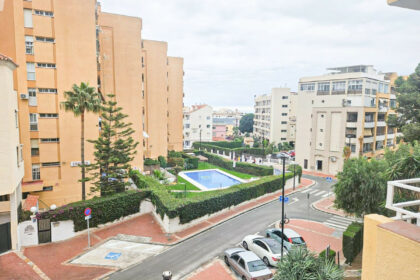 8ba087d284c95a48fa1cc09e6dbea718 - 1