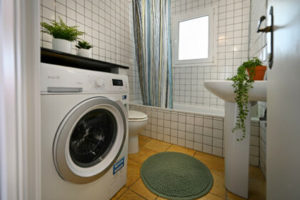 8bdfa934db417a34dd7e351700f404a6 - 17