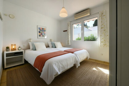 8bdfa934db417a34dd7e351700f404a6 - 19