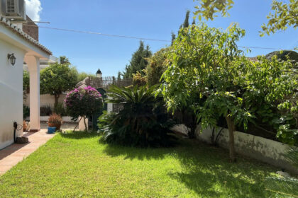 8ce70d8a43ce7793561a10e72ed0ac9a - 10