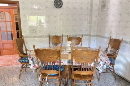 8ce70d8a43ce7793561a10e72ed0ac9a - 21