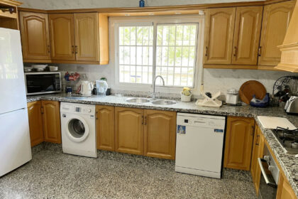 8ce70d8a43ce7793561a10e72ed0ac9a - 22