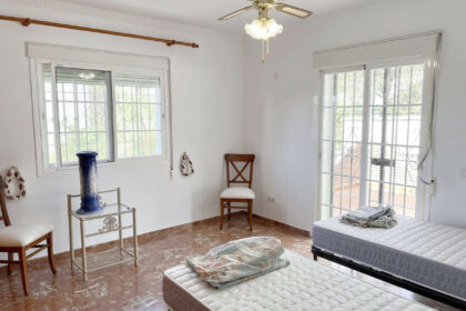 8ce70d8a43ce7793561a10e72ed0ac9a - 28