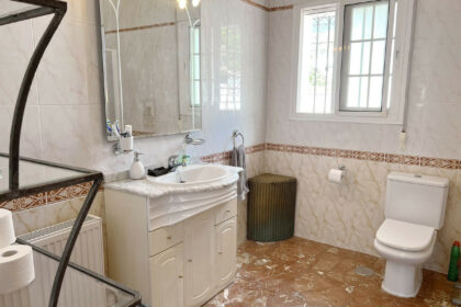 8ce70d8a43ce7793561a10e72ed0ac9a - 41