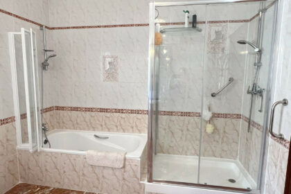 8ce70d8a43ce7793561a10e72ed0ac9a - 42