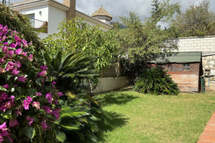 8ce70d8a43ce7793561a10e72ed0ac9a - 9