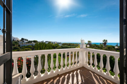 8d7057c5f472ff4d3269d6fbe5548899 - 19