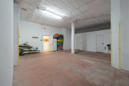 8d7057c5f472ff4d3269d6fbe5548899 - 22