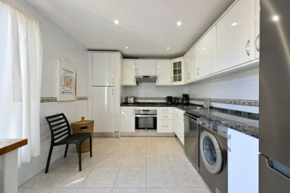 8d7057c5f472ff4d3269d6fbe5548899 - 9