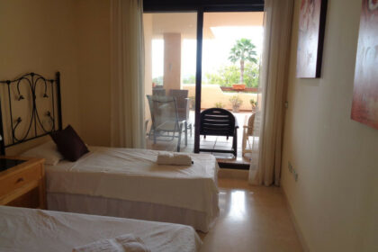 8db5030aaa94cfcd5ae6d59ef4f11c60 - 23