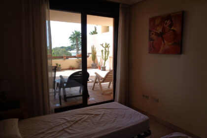 8db5030aaa94cfcd5ae6d59ef4f11c60 - 51