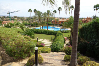 8db5030aaa94cfcd5ae6d59ef4f11c60 - 75