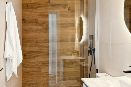 8e04880a59a7d5bc38e62e3957f9b602 - 37