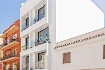 8e04880a59a7d5bc38e62e3957f9b602 - 52