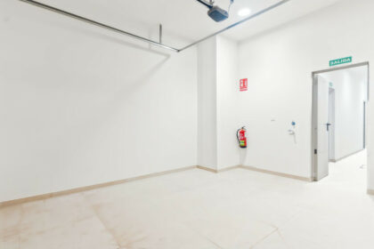 8e04880a59a7d5bc38e62e3957f9b602 - 53