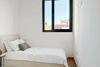 8e04880a59a7d5bc38e62e3957f9b602 - 8