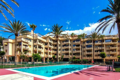 8e88eb1253bbd58d6c7e0fdbfc43464b - 1