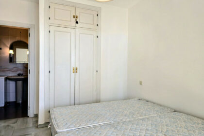 8e88eb1253bbd58d6c7e0fdbfc43464b - 6