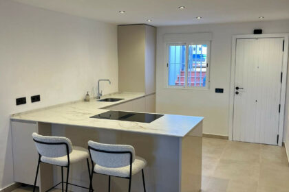 8ef0cb82aee13745c647fc180fad8c65 - 25