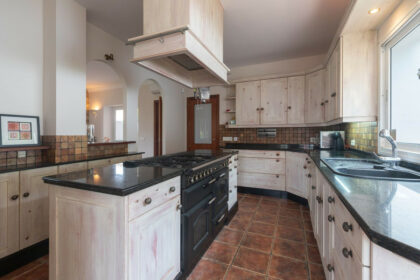 8efaa7f079215b4392a3e7be467a6b1e - 13