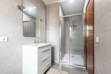 8efaa7f079215b4392a3e7be467a6b1e - 20