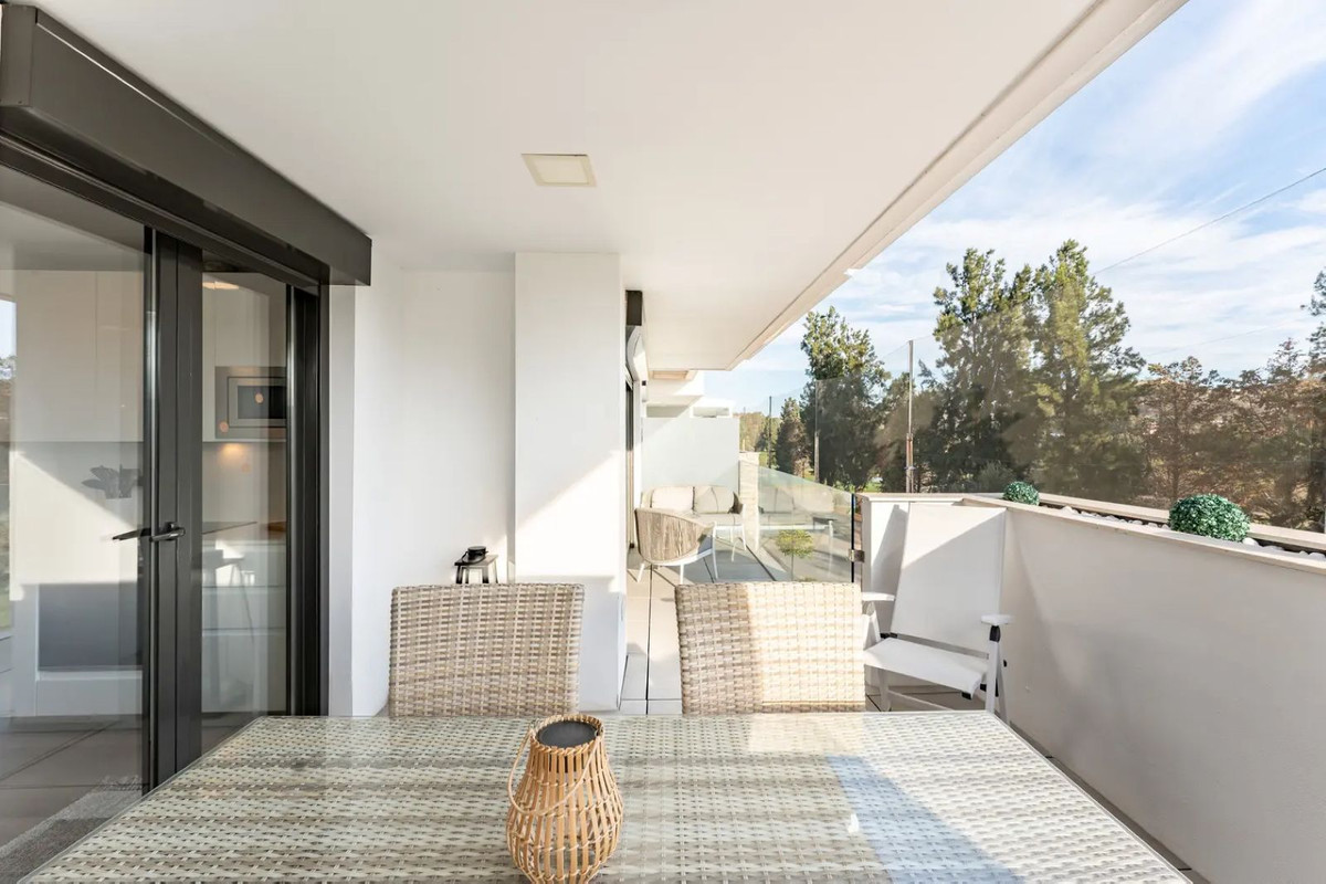 8f02437328ce11ba3d0d7f88e52e6de5 - 13