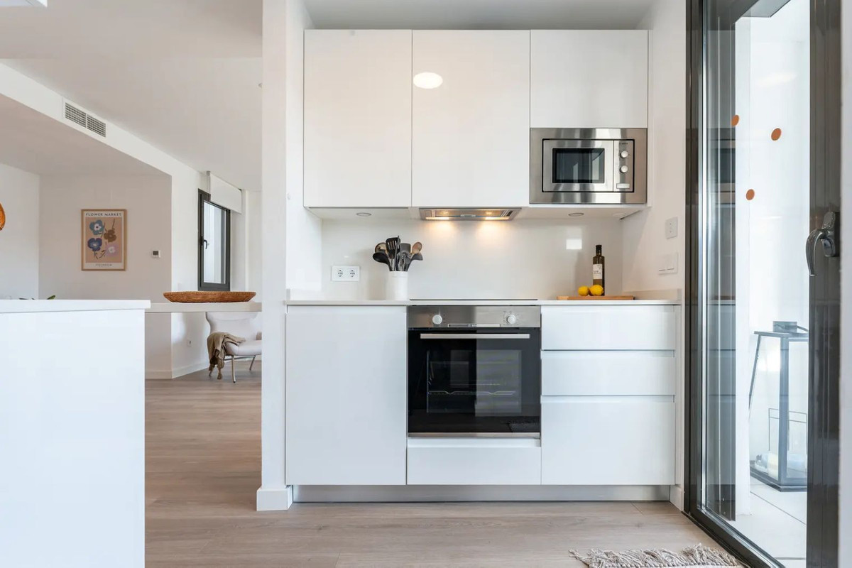 8f02437328ce11ba3d0d7f88e52e6de5 - 9