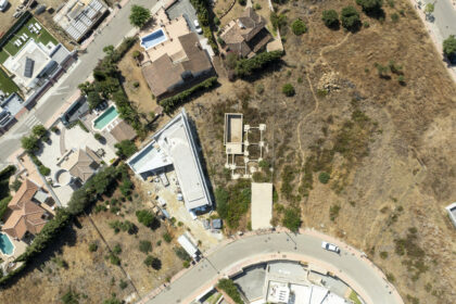 8f8e0b9a0b8f1d20f31a129f0e27a141 - 5