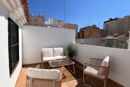 90019f4fa16a37e4815426a7b7edec6f - 1